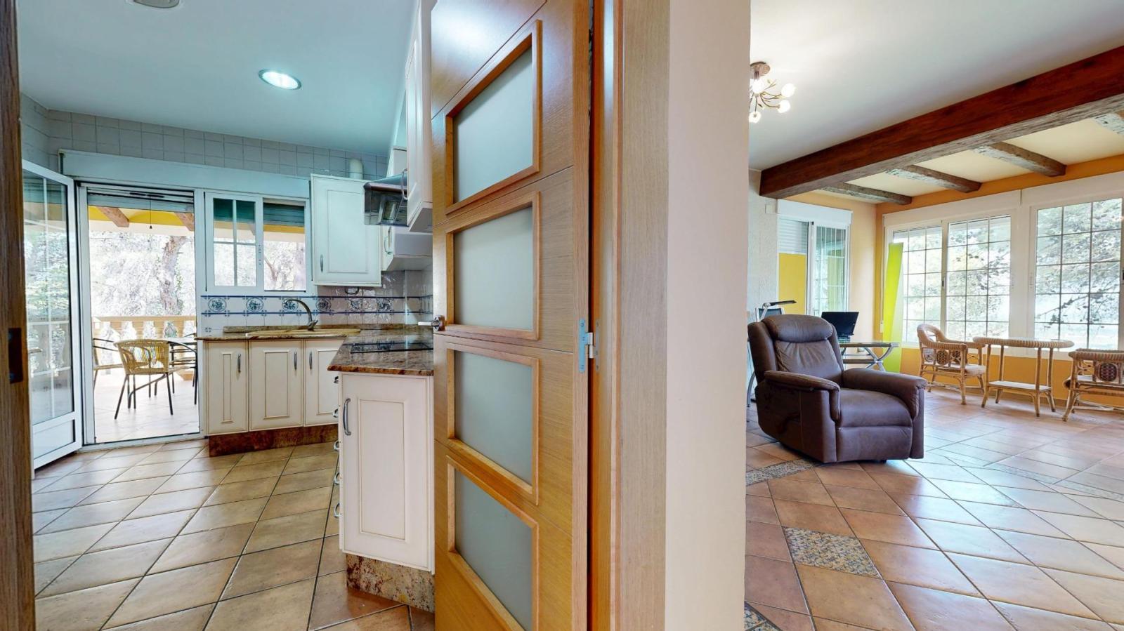 Chalet for Sale in Alzira