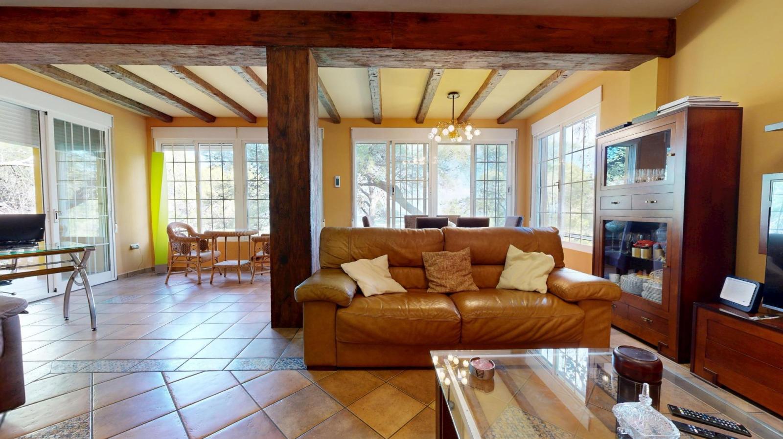 Chalet for Sale in Alzira