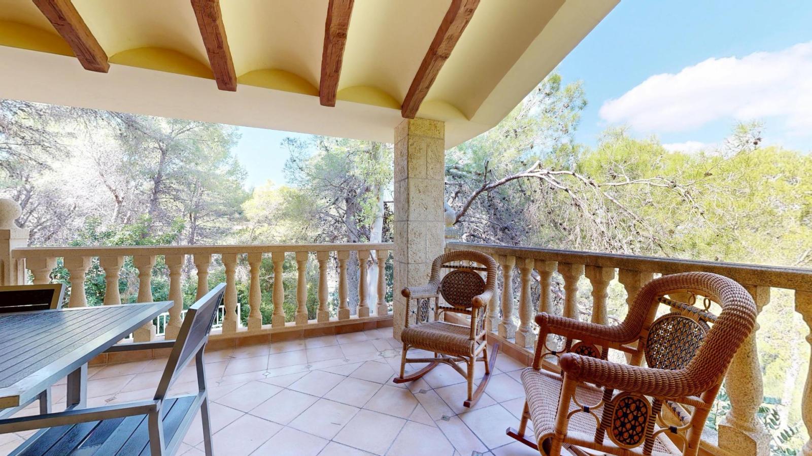 Chalet for Sale in Alzira