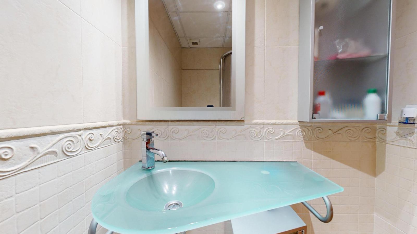 Chalet for Sale in Alzira