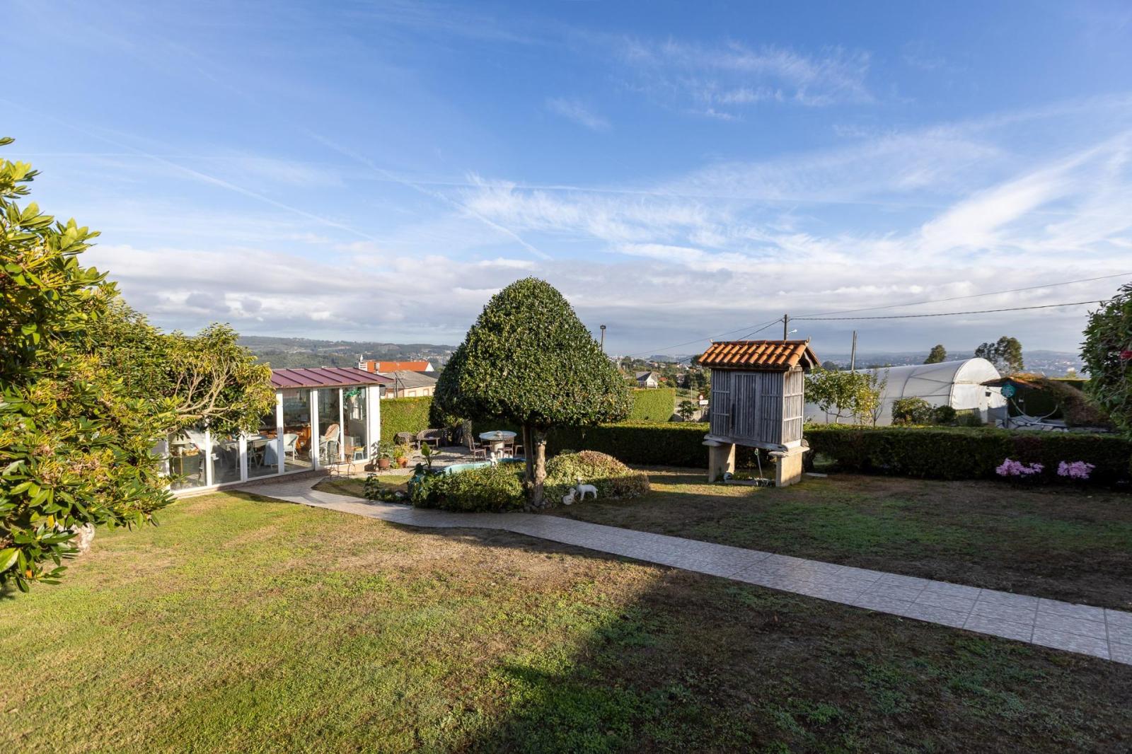 Chalet en Venta en Cambre
