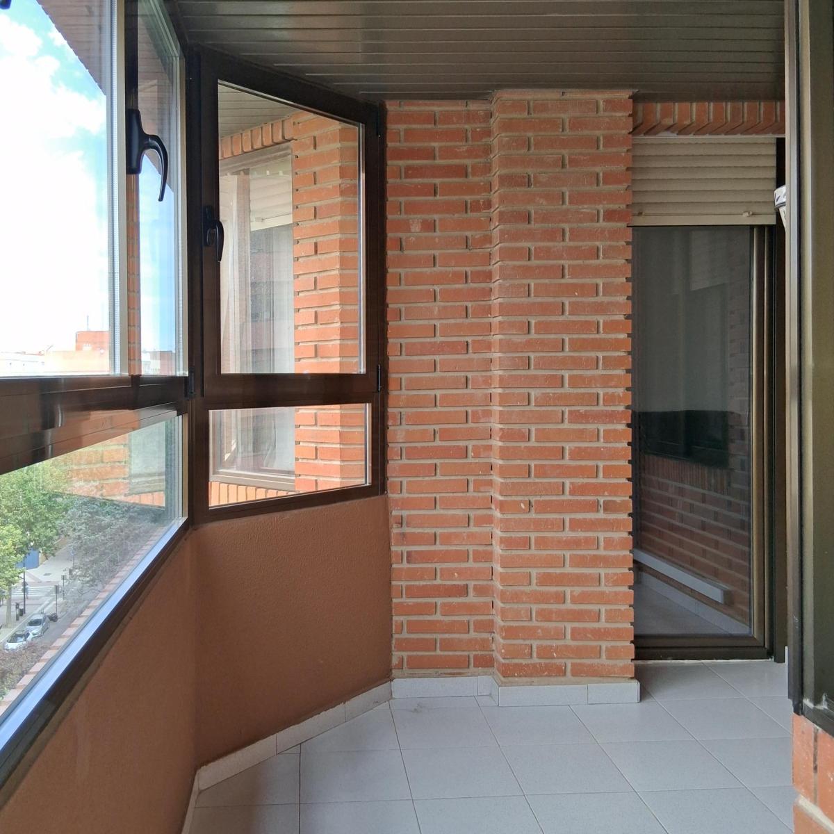 Flat for Sale in Albacete