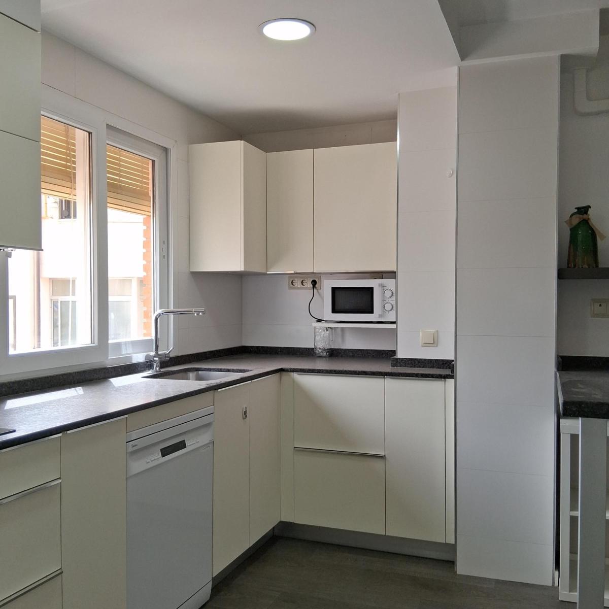 Flat for Sale in Albacete