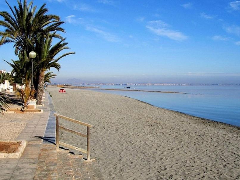 Flat for Sale in Los Alcázares