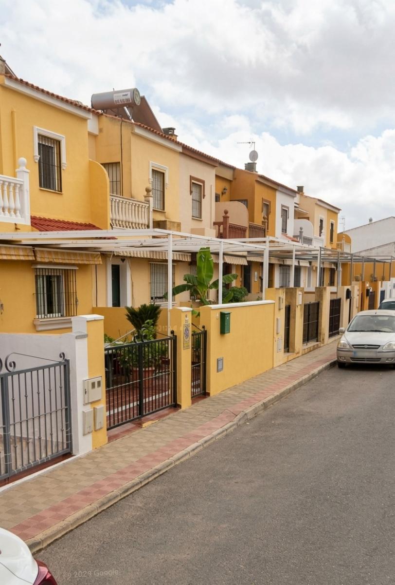 Adosado en Venta en Chucena