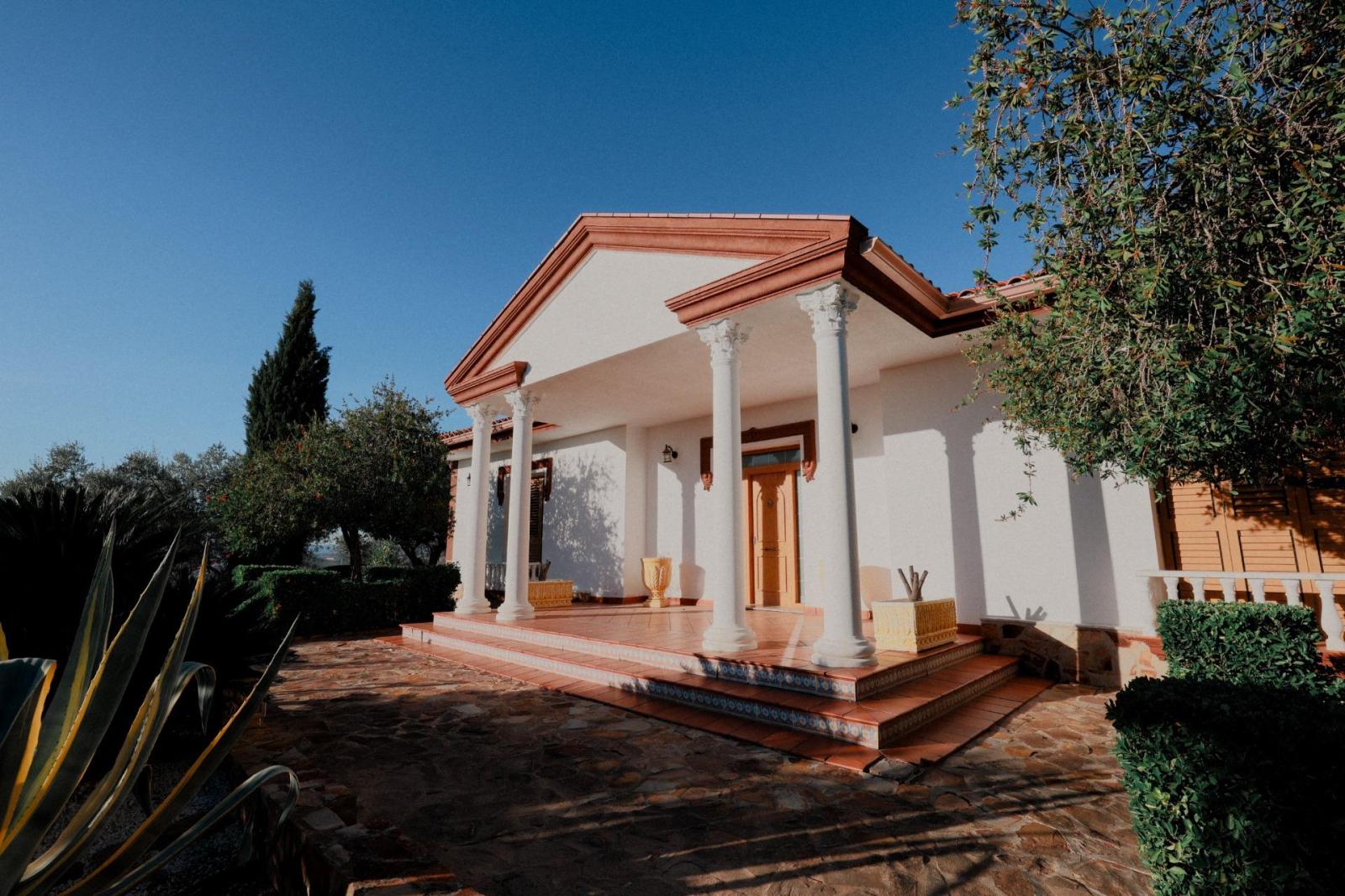 Chalet for Sale in Don Benito