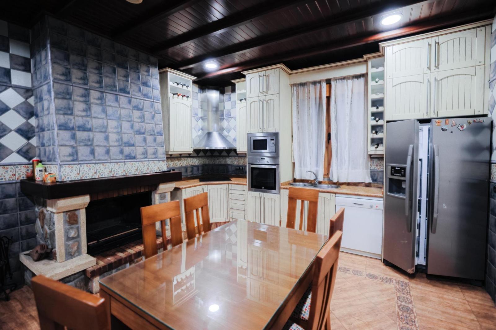 Chalet for Sale in Don Benito