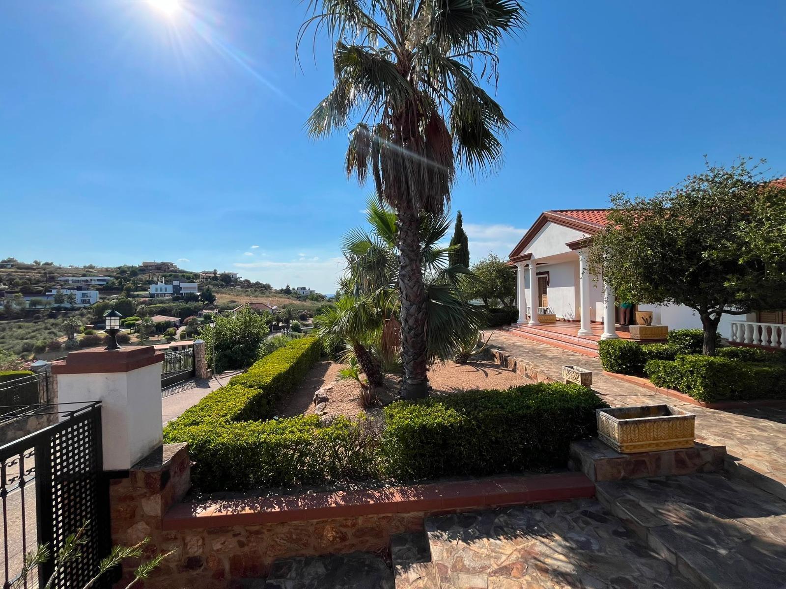 Chalet for Sale in Don Benito
