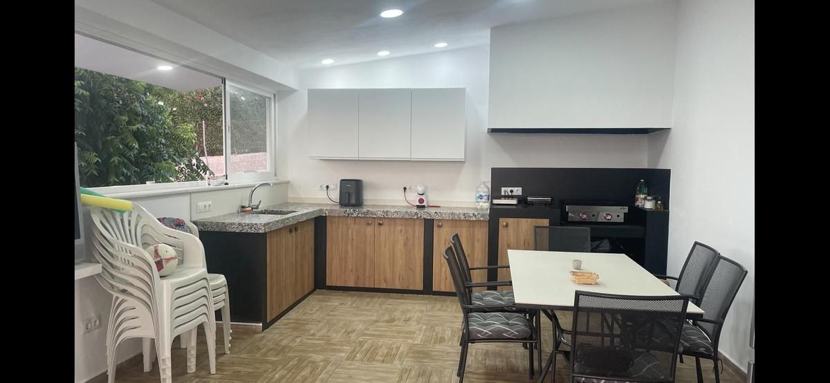 Villa for Sale in Alhaurín el Grande