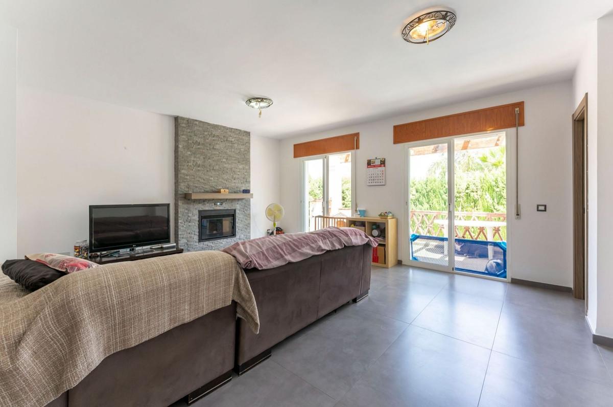 Villa for Sale in Coín