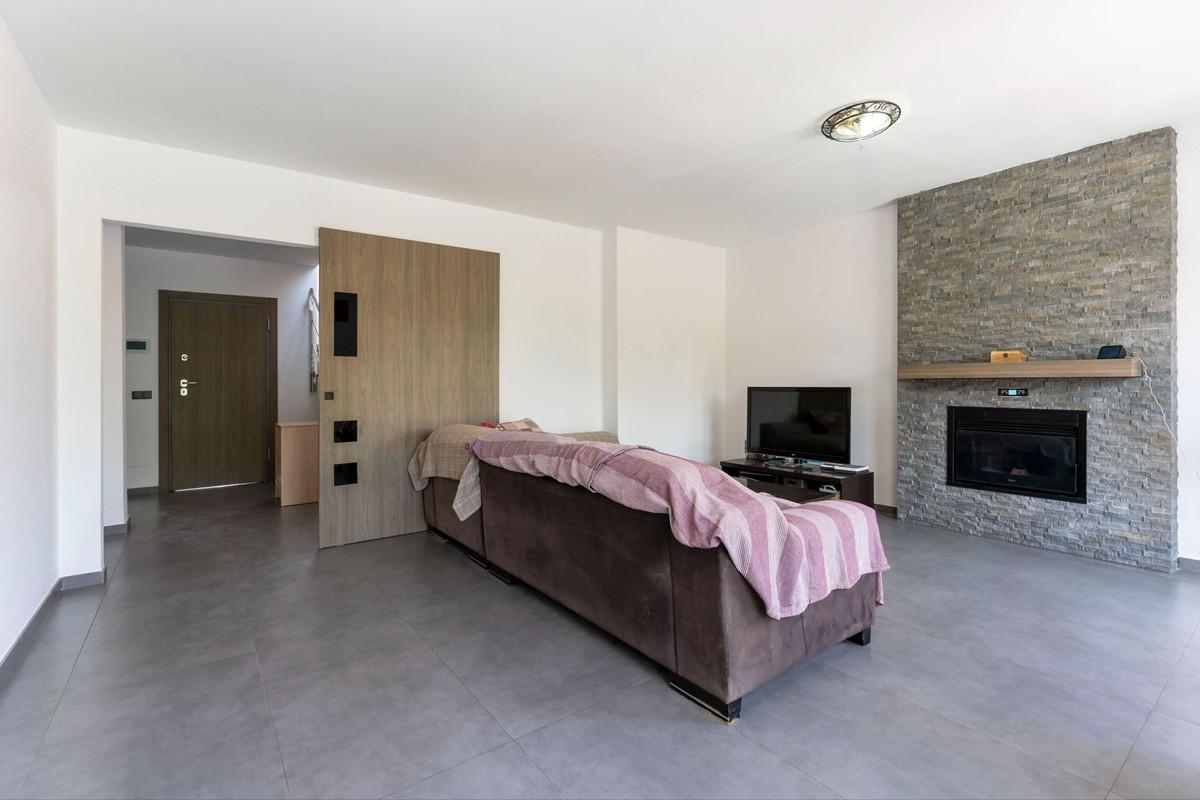 Villa for Sale in Coín