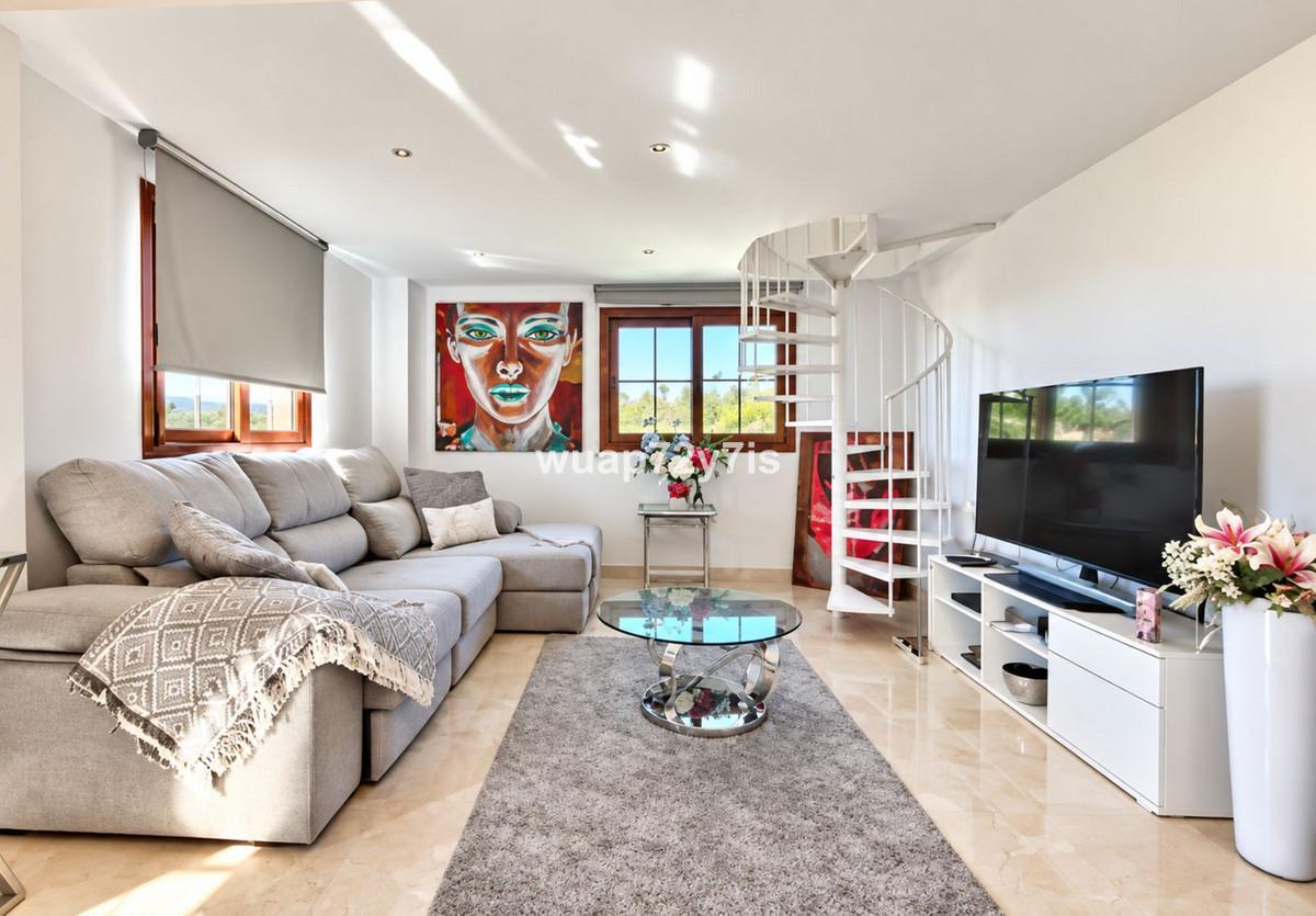 Penthouse for Sale in Benahavís