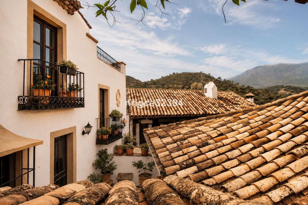 Villa for Sale in Benahavís