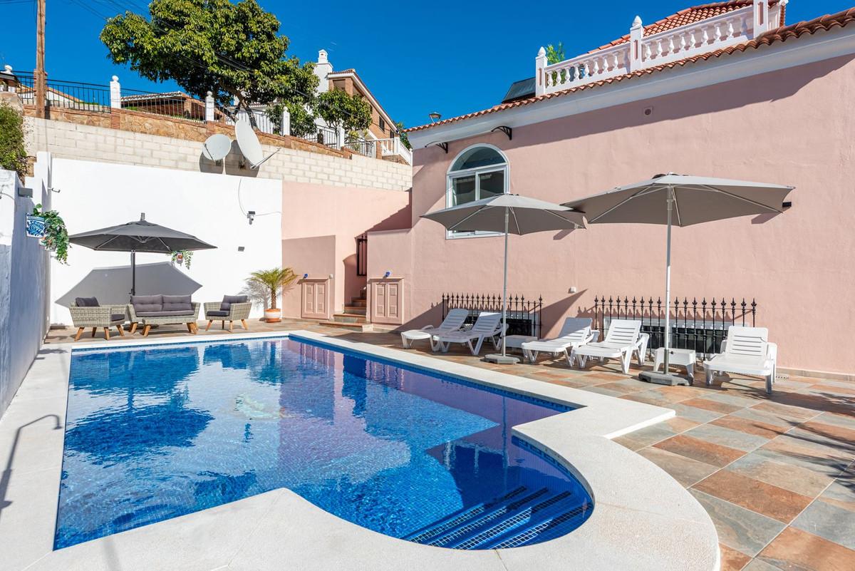 Villa for Sale in Fuengirola