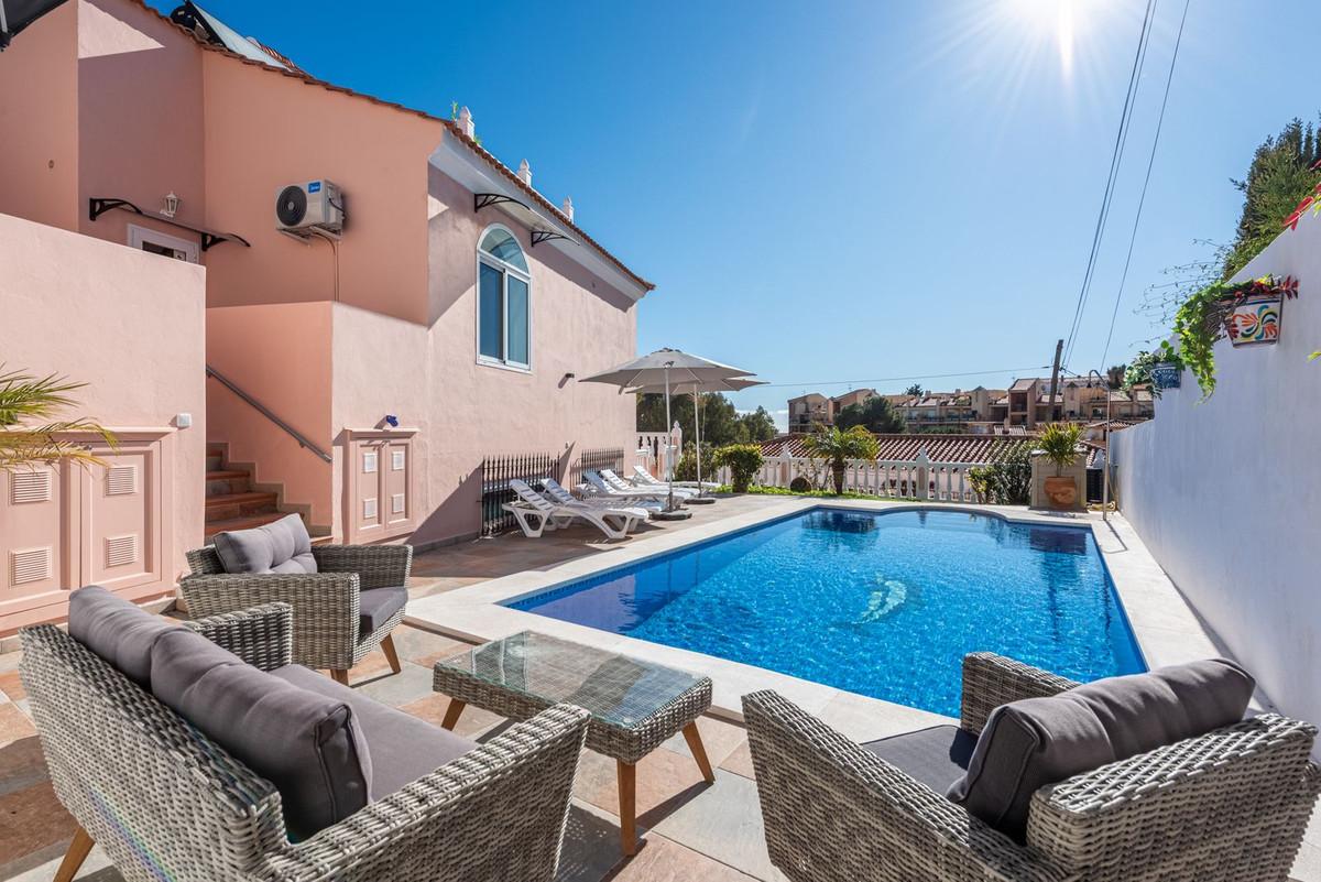 Villa for Sale in Fuengirola