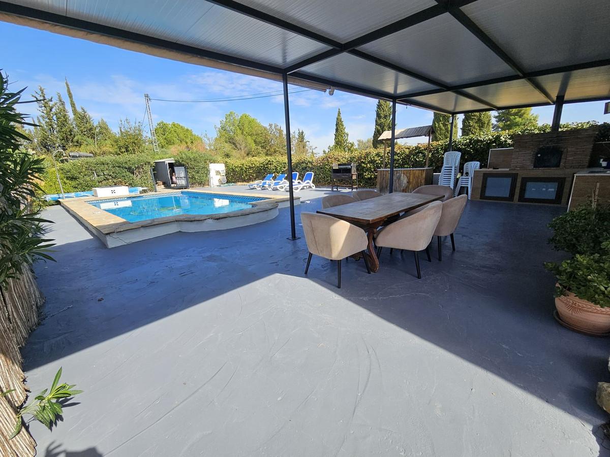 Villa for Sale in Coín