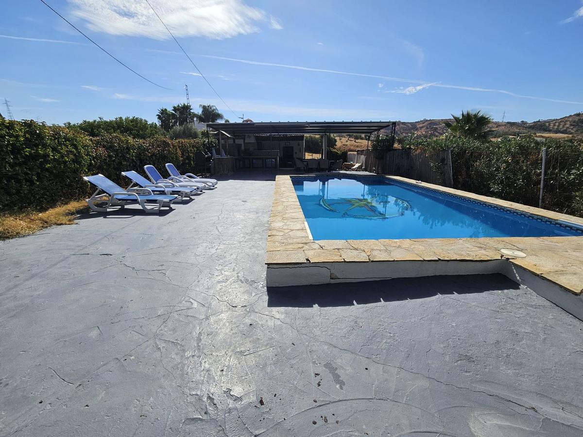Villa for Sale in Coín