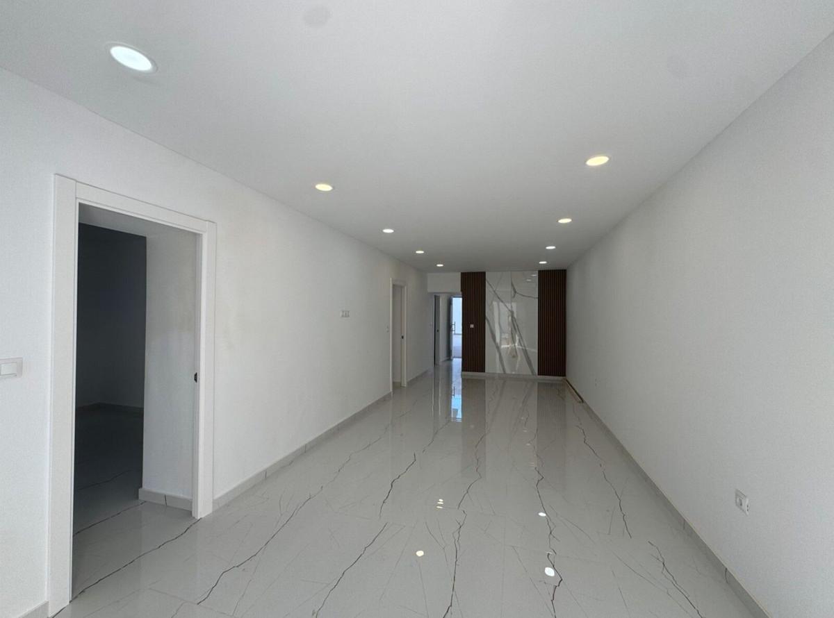 Apartment for Sale in Alhaurín el Grande