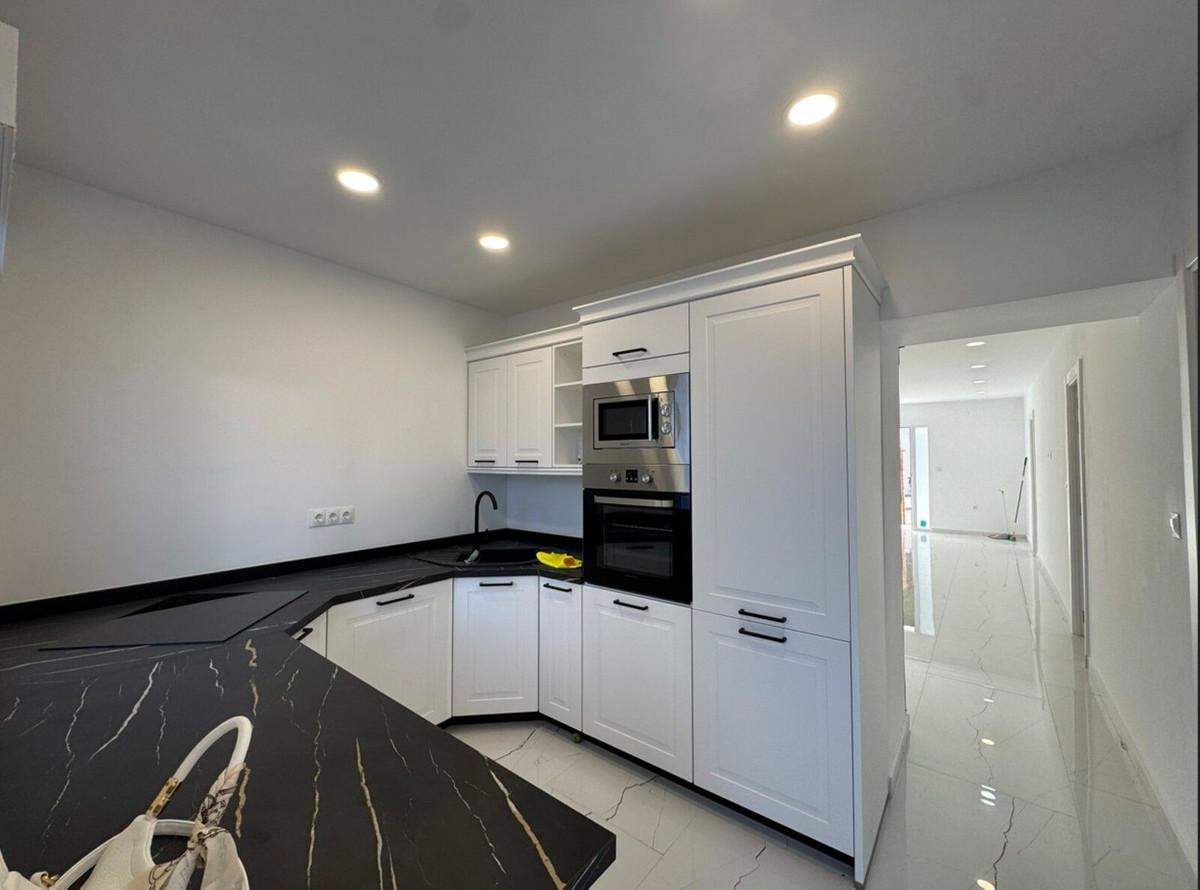Apartment for Sale in Alhaurín el Grande