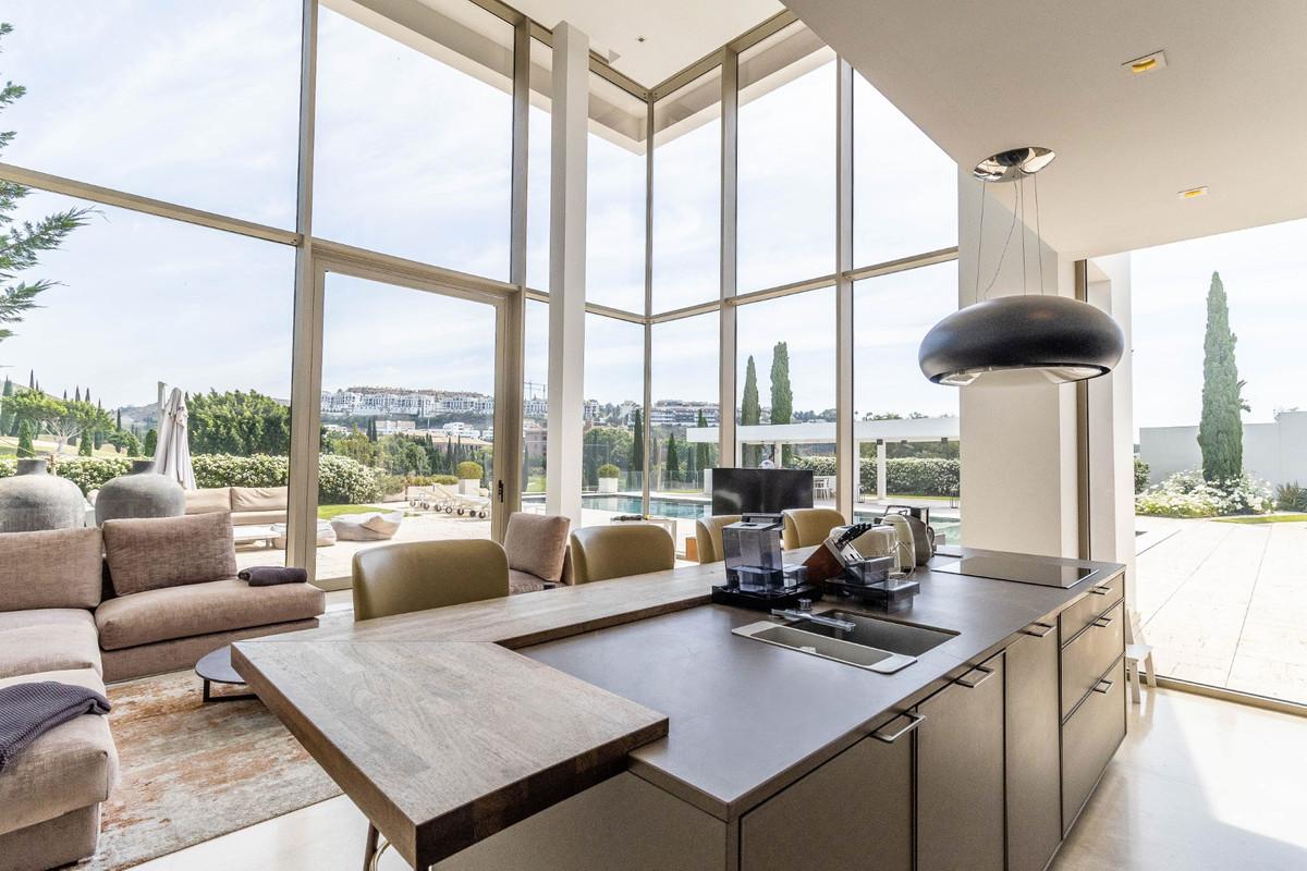 Villa for Sale in Benahavís