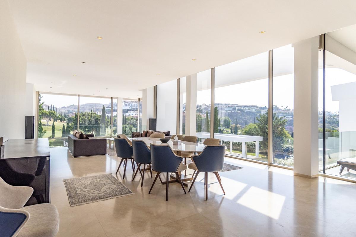 Villa for Sale in Benahavís