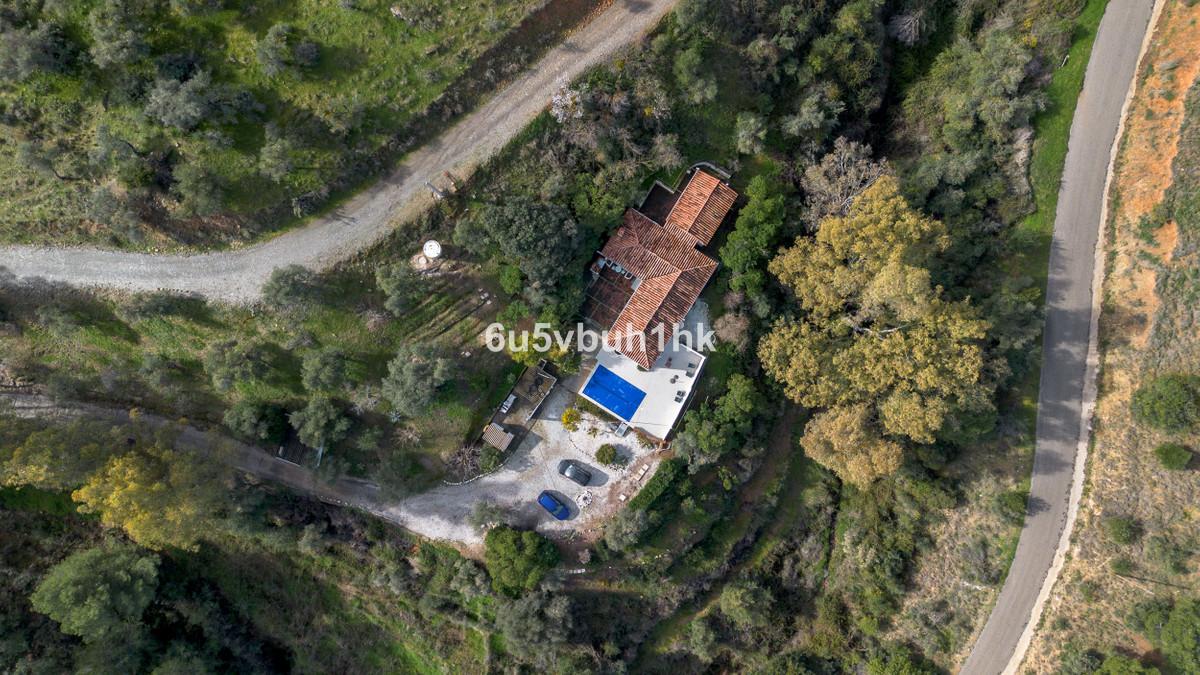 Villa for Sale in Alhaurín el Grande