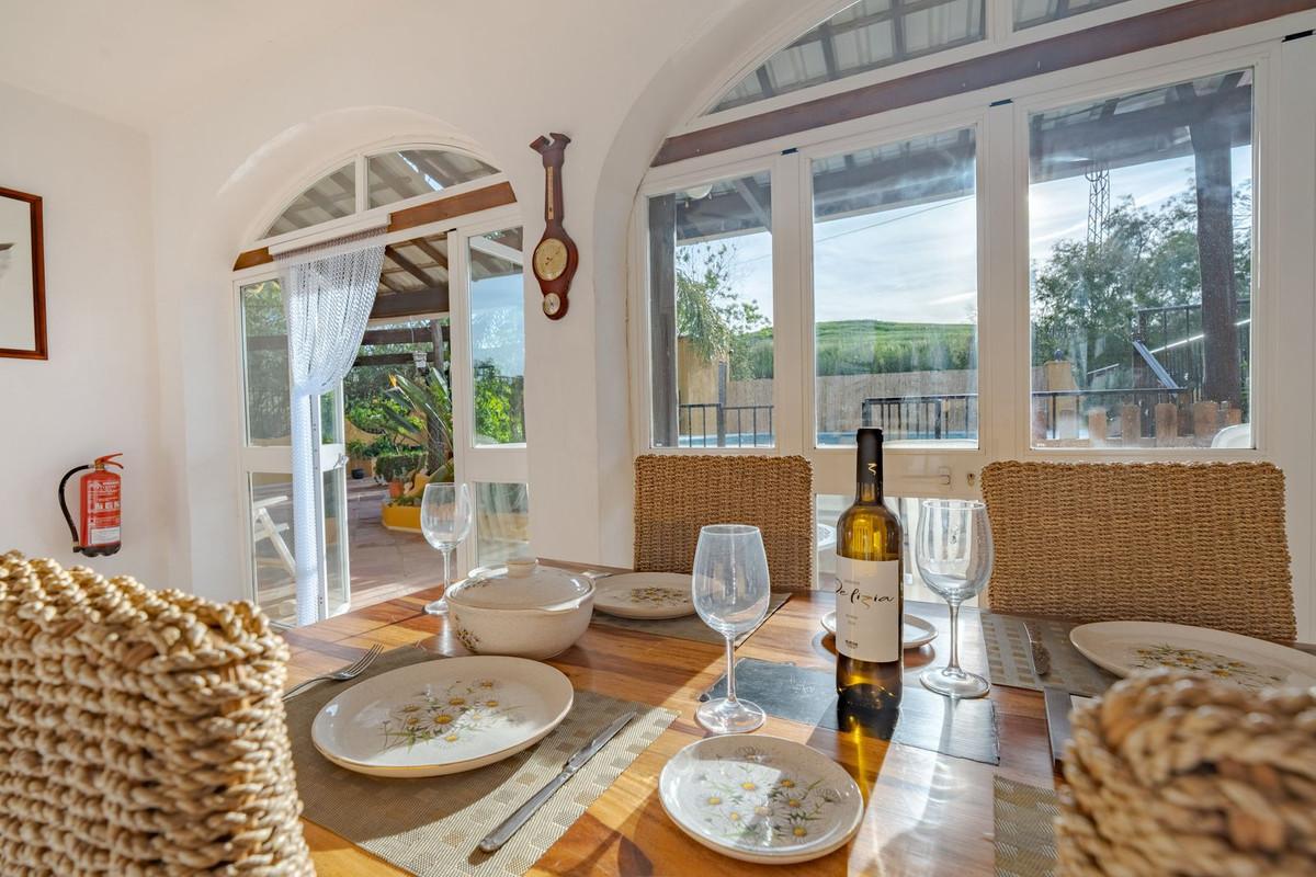 Villa for Sale in Coín