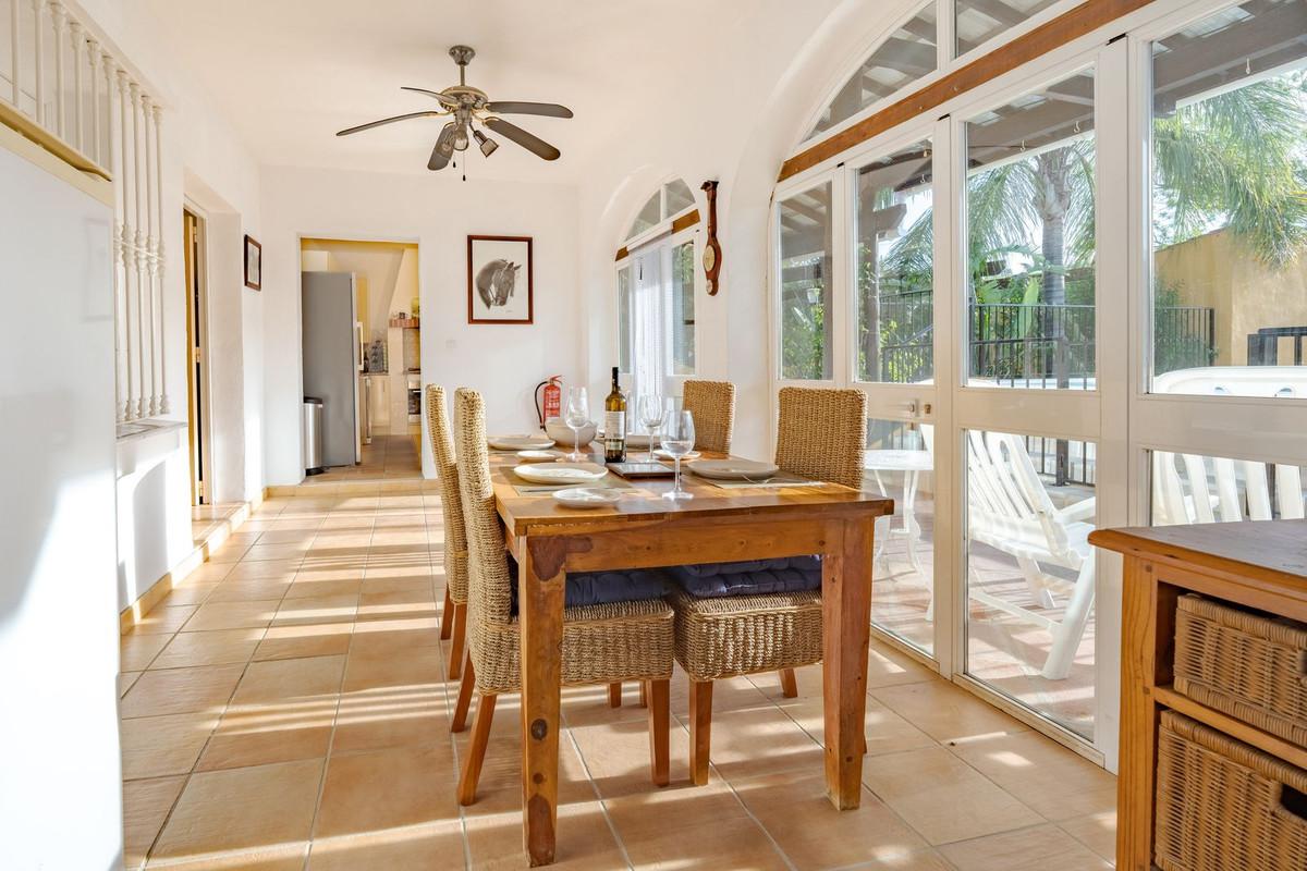 Villa for Sale in Coín