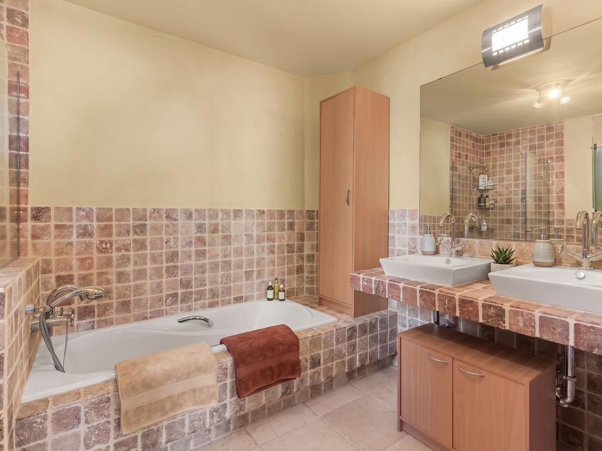 Apartamento en Venta en Benahavís