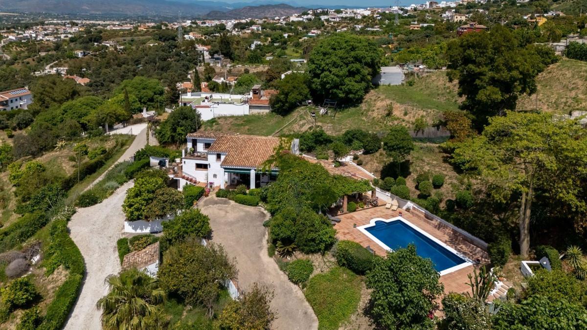 Apartment for Sale in Alhaurín el Grande
