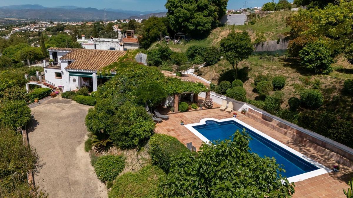 Apartment for Sale in Alhaurín el Grande