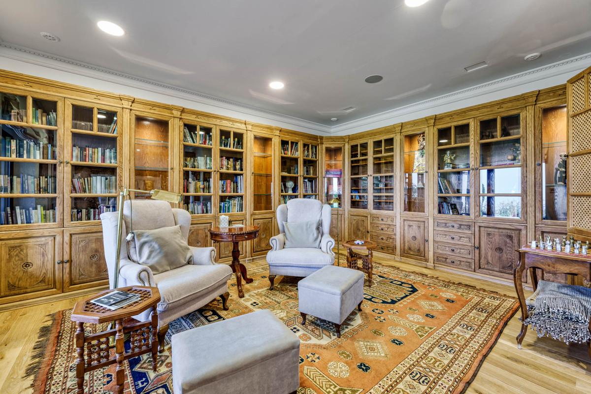 Villa for Sale in Marbella