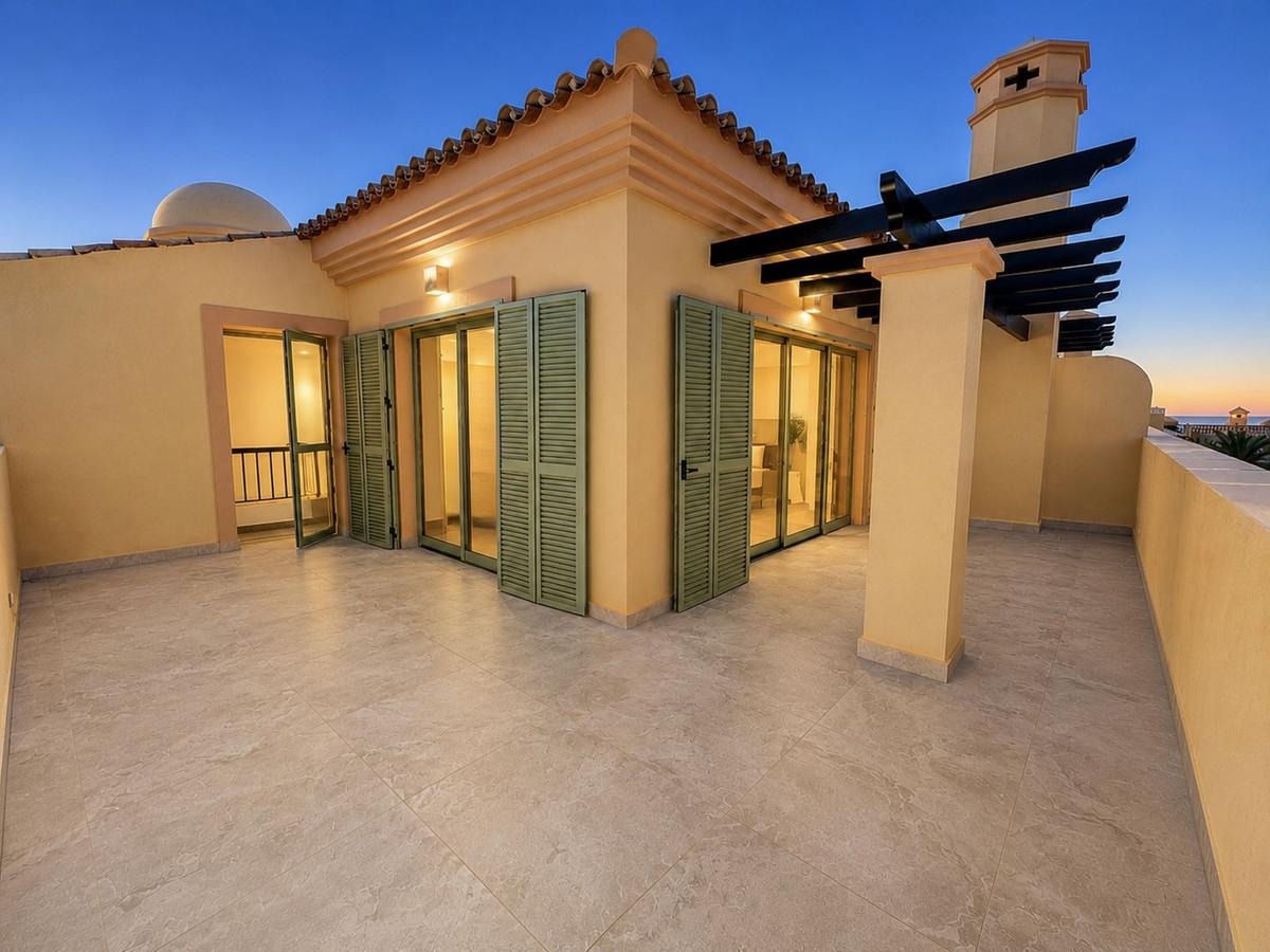Penthouse for Sale in Benahavís