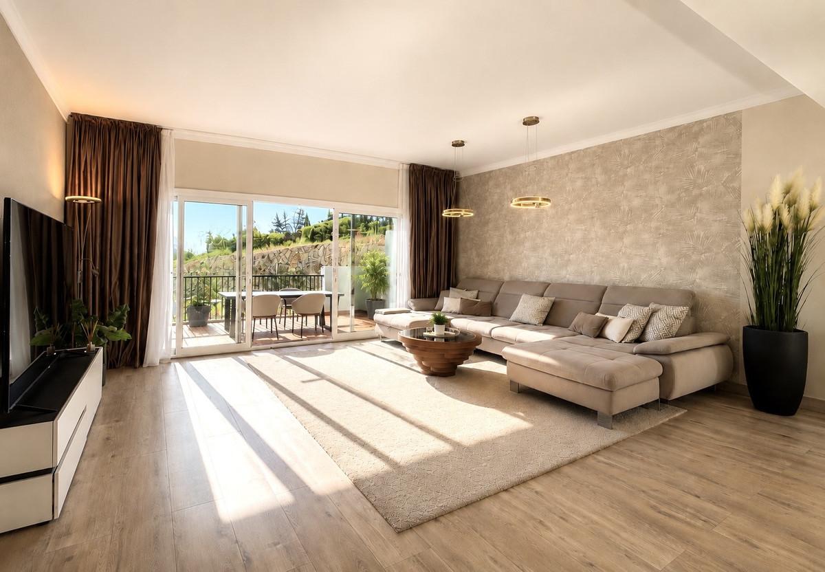 Penthouse for Sale in Benahavís