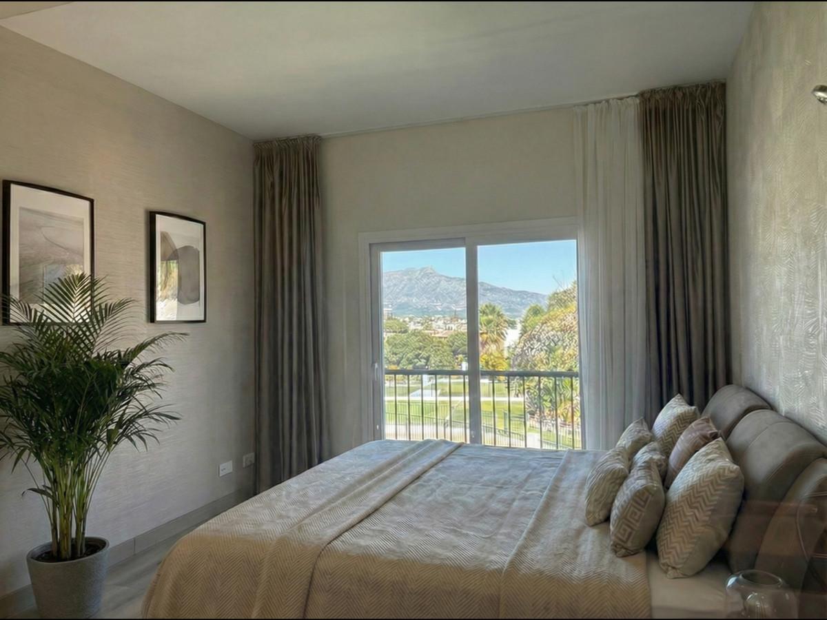 Penthouse for Sale in Benahavís