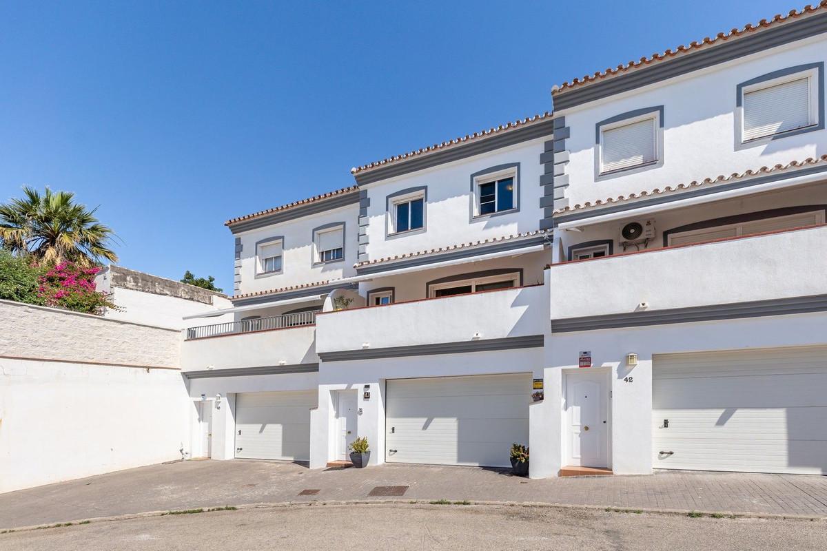 House for Sale in Coín