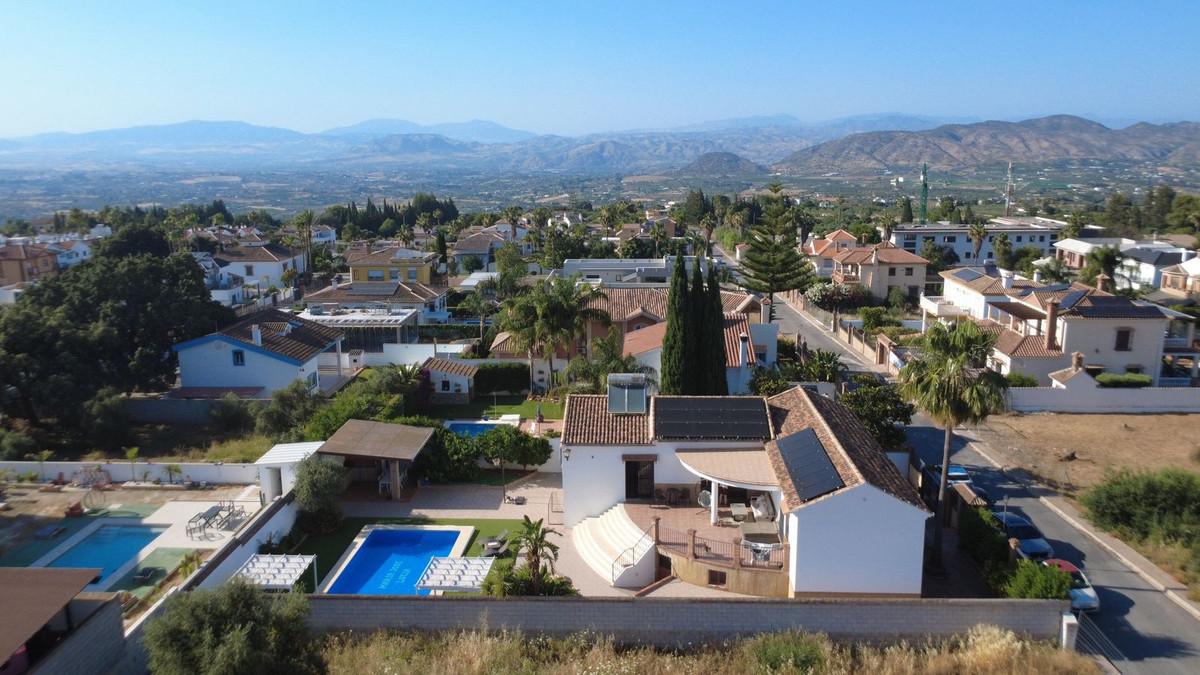 Villa en Venta en Alhaurín el Grande