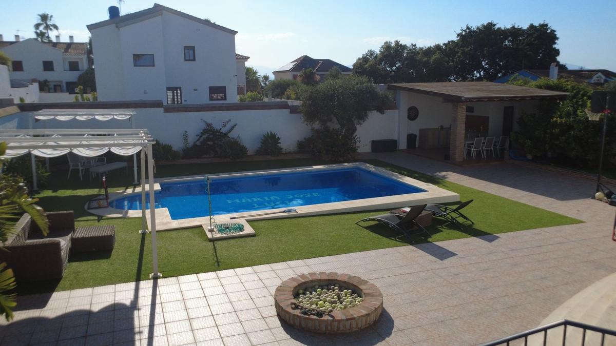 Villa en Venta en Alhaurín el Grande