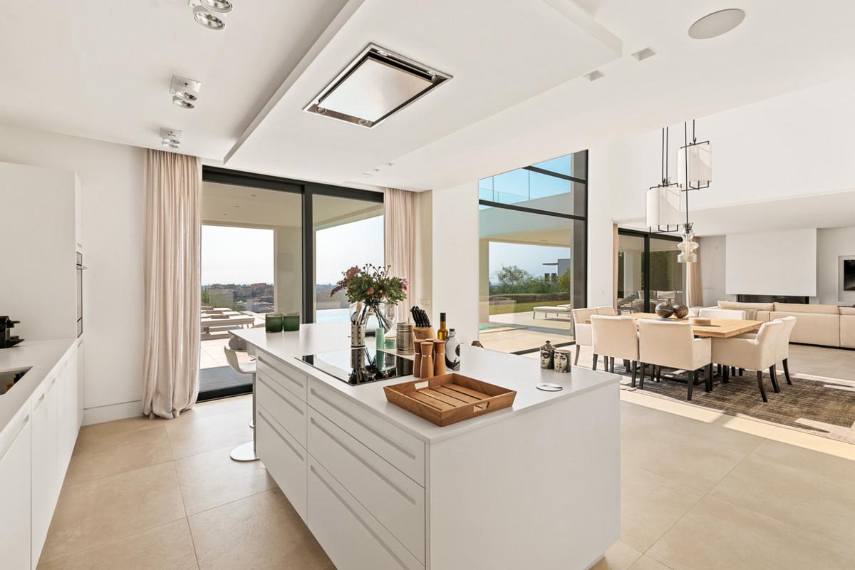 Villa for Sale in Benahavís