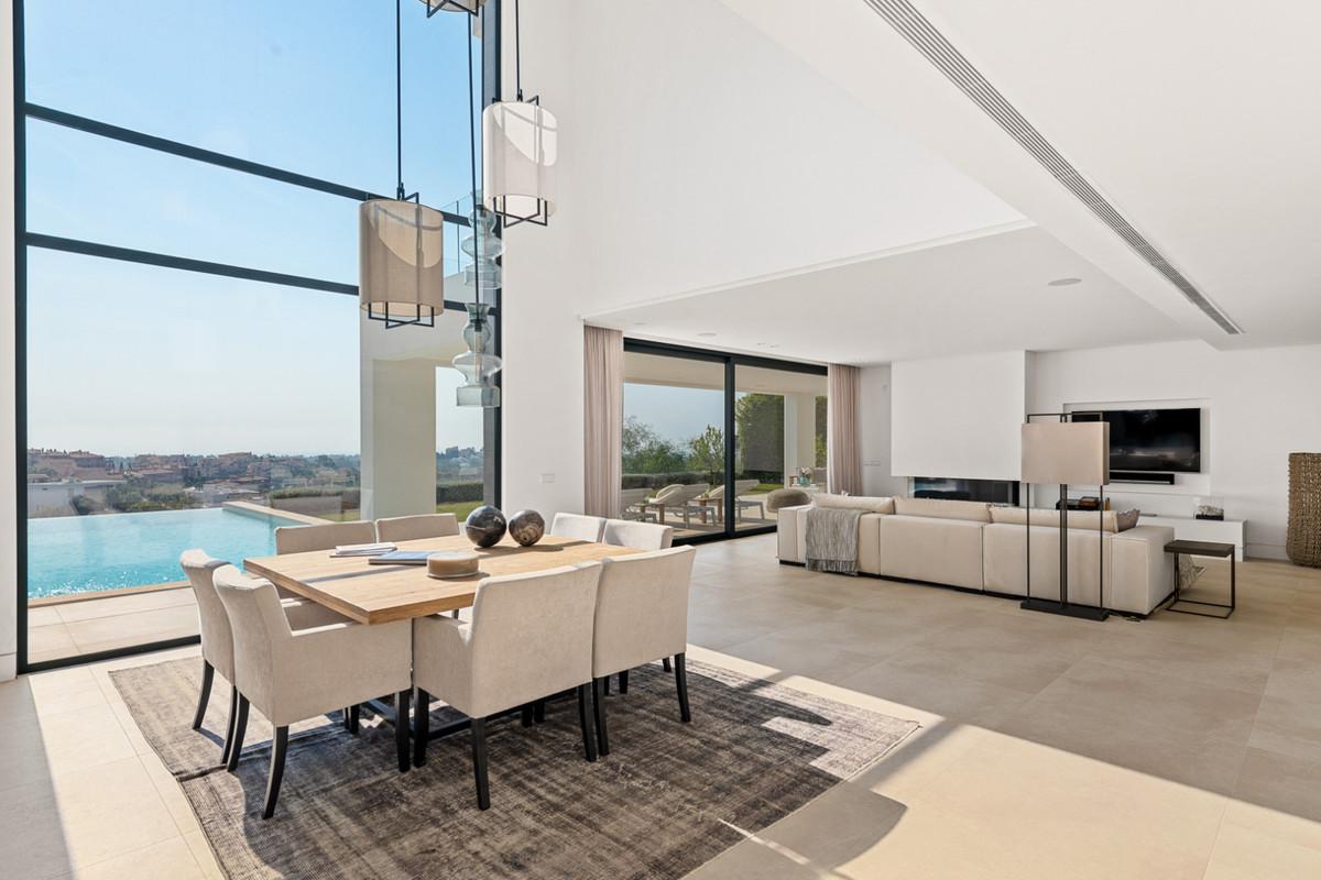 Villa for Sale in Benahavís