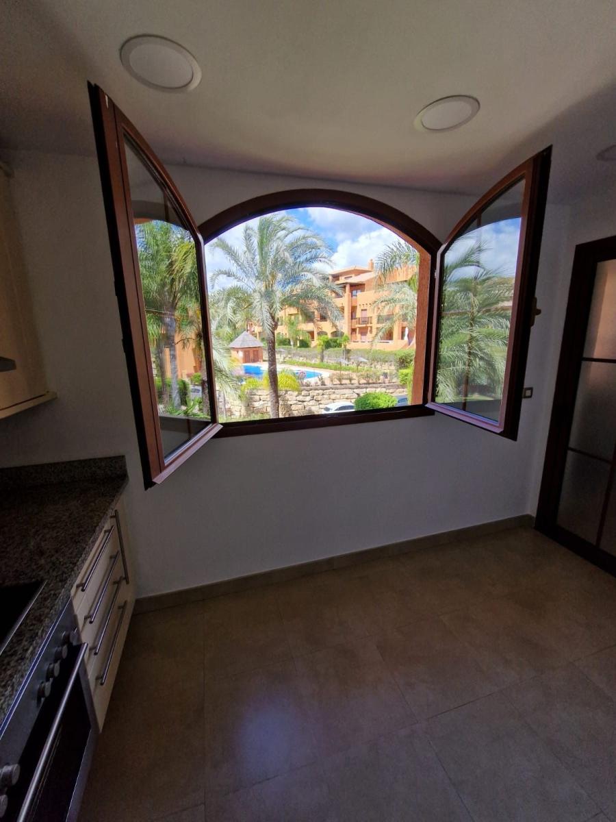 Apartment for Sale in Benahavís