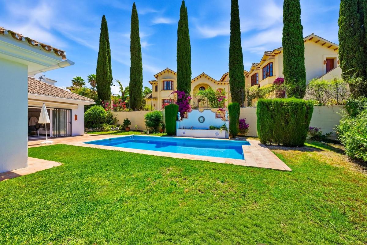 Villa for Sale in Benahavís