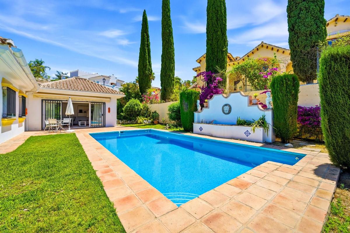 Villa for Sale in Benahavís