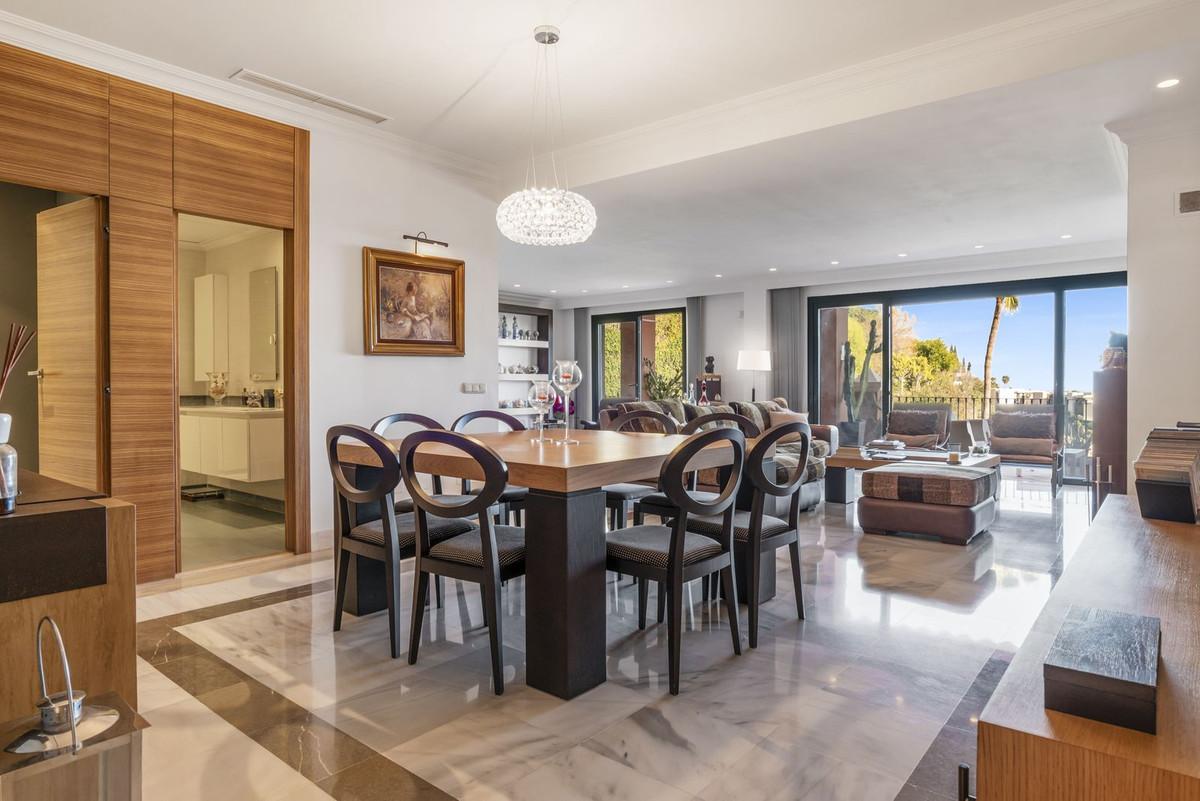Apartamento en Venta en Benahavís