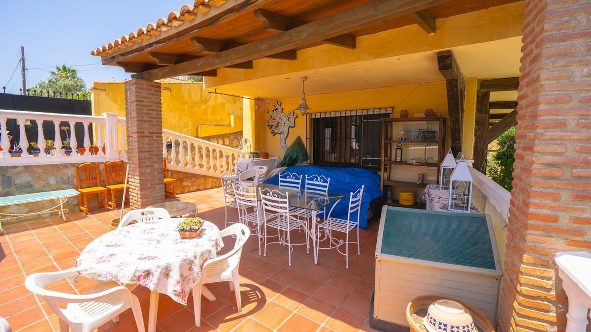 Villa for Sale in Fuengirola