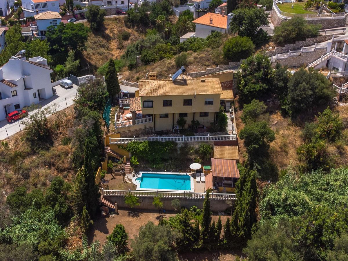 Villa for Sale in Fuengirola