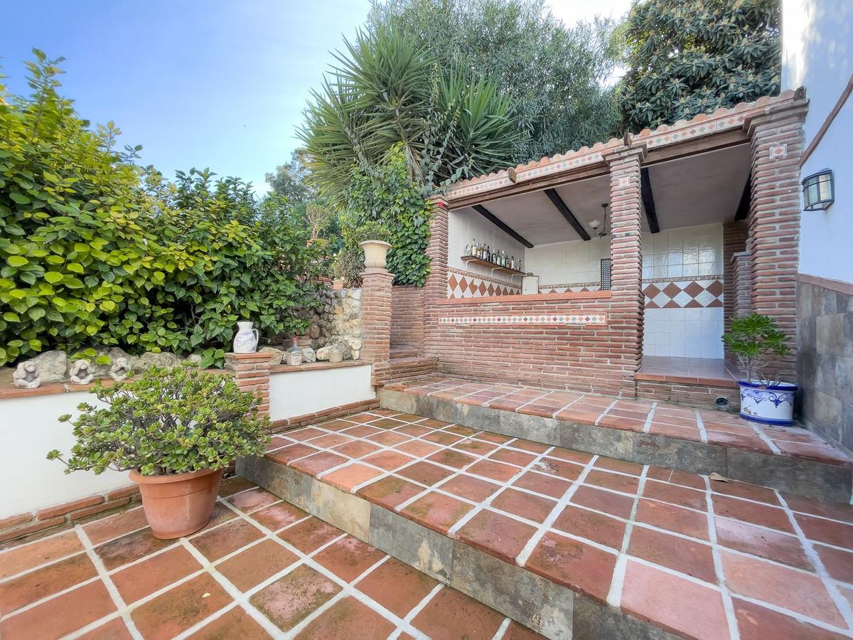 Apartment for Sale in Coín