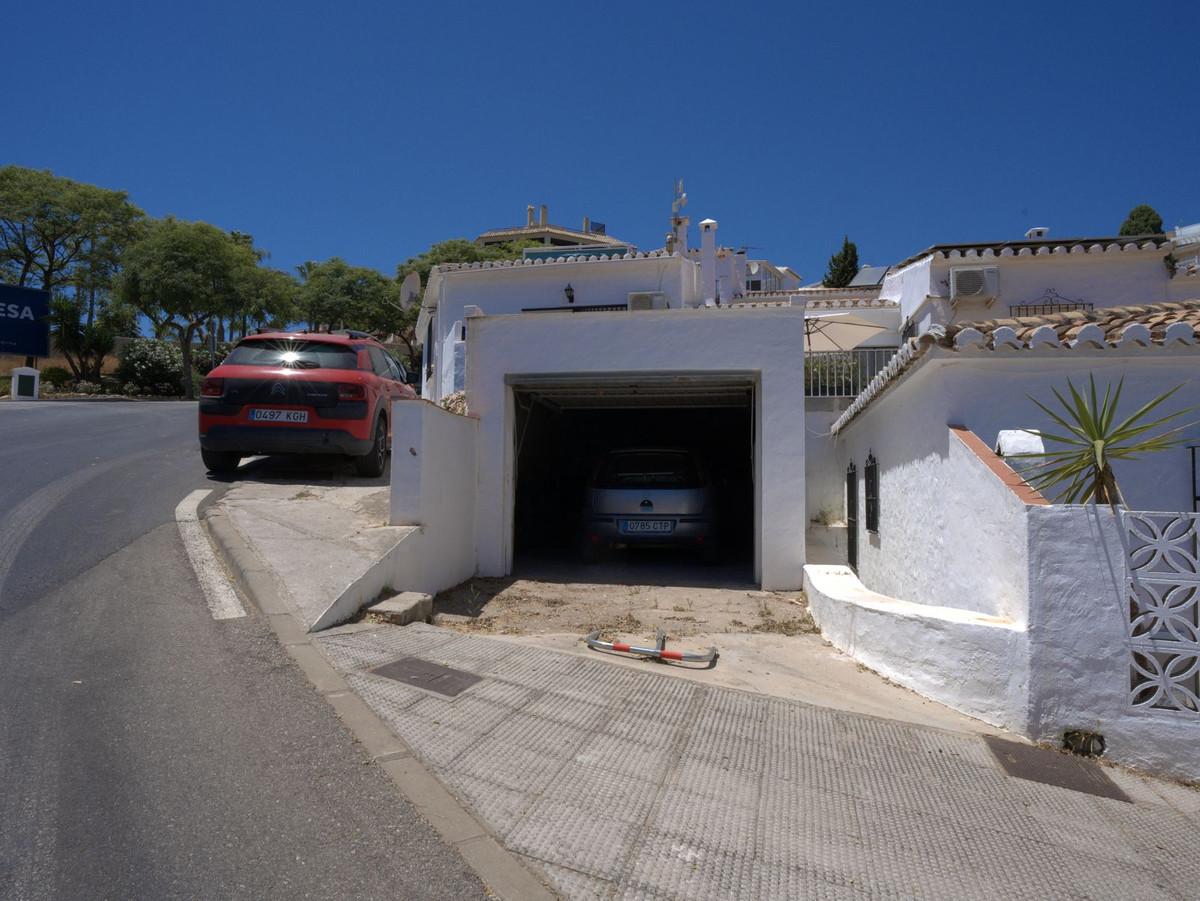 Villa for Sale in Fuengirola