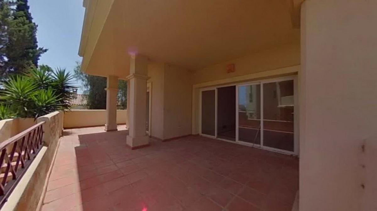 Apartment for Sale in Benahavís