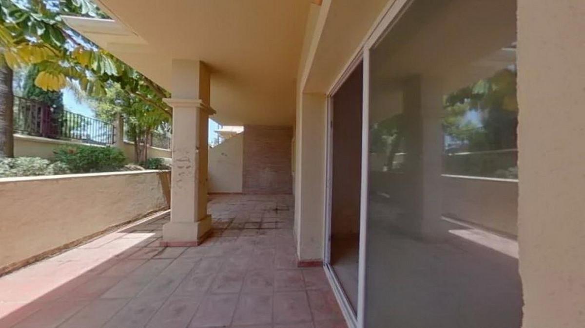 Apartment for Sale in Benahavís